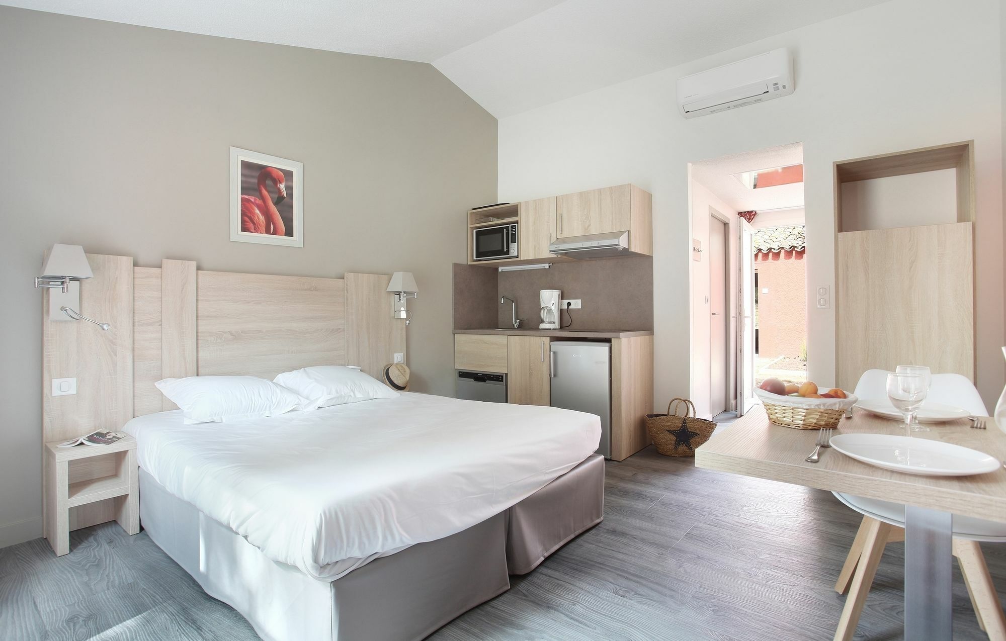 Appart hôtel Résidence Odalys Le Village Camarguais Les Gardians