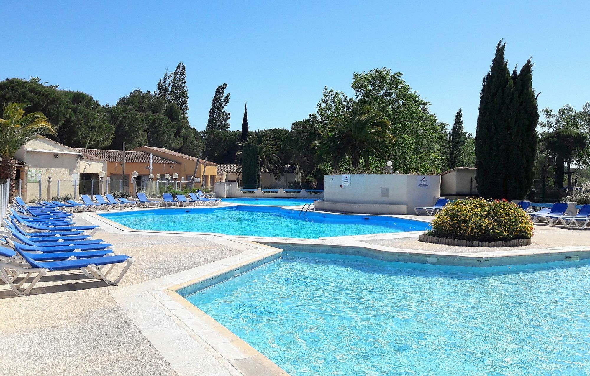 Résidence Odalys Le Village Camarguais Les Gardians Arles