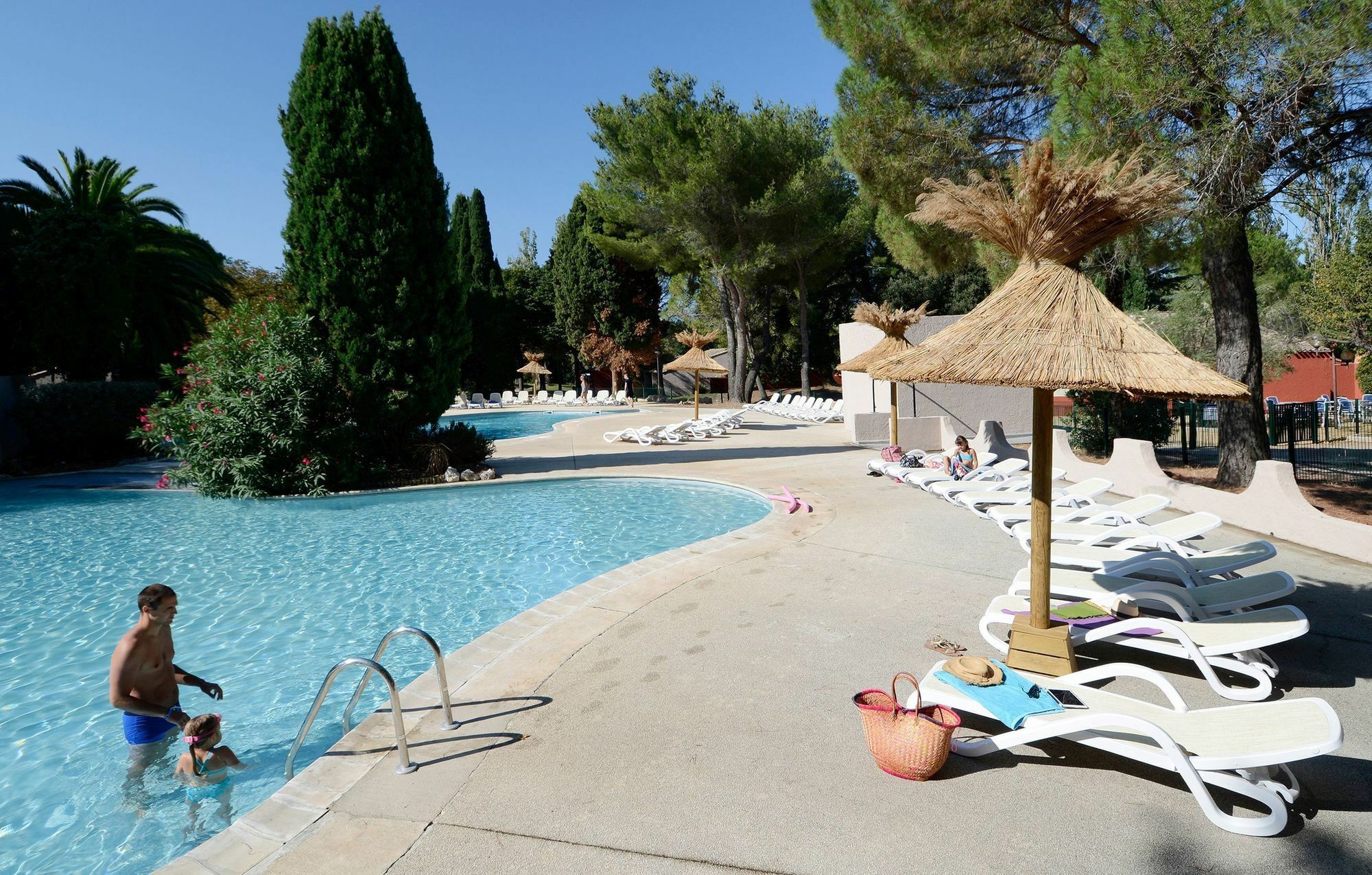 Résidence Odalys Le Village Camarguais Les Gardians 4* Arles